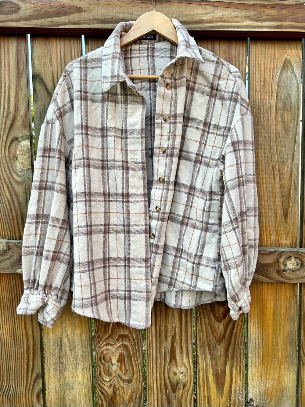 Plaid Flannel Boyfriend Shirt Beige Neutral Oversized Sz. Petite Large